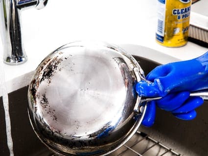 How To Clean Stainless Steel Pan