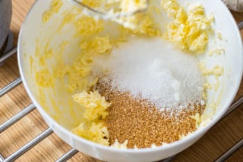 white and brown sugar mix